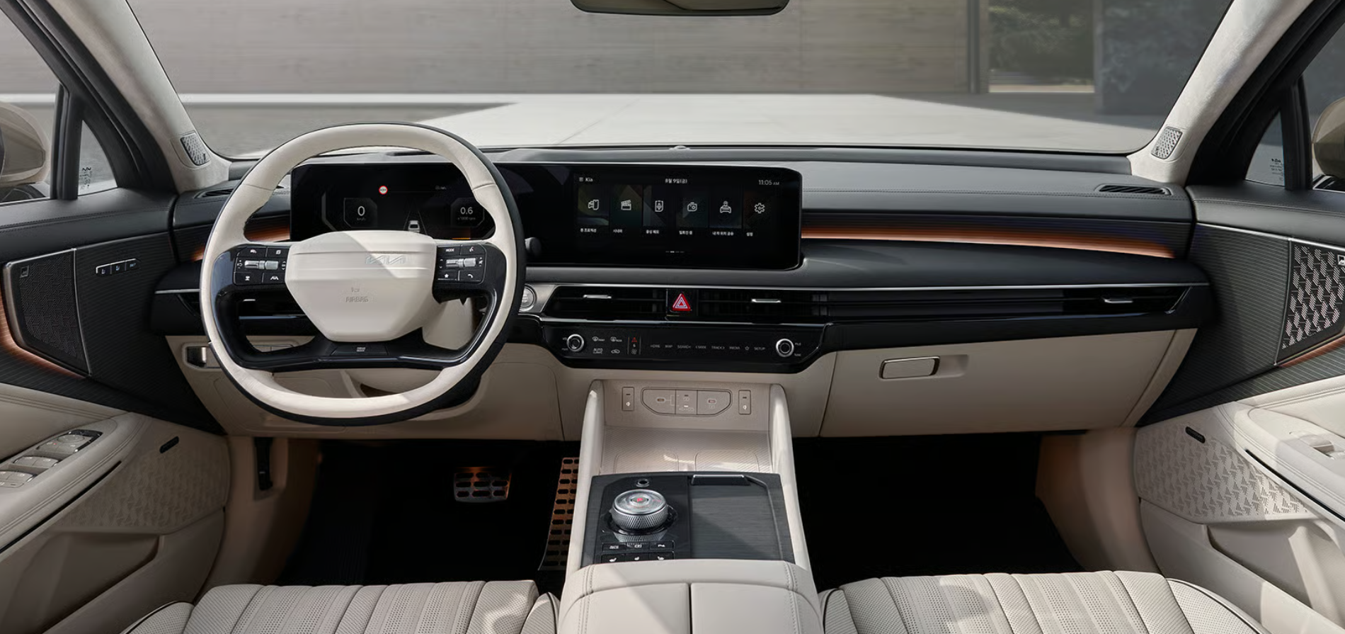 2026 K8 하이브리드 실내 전경