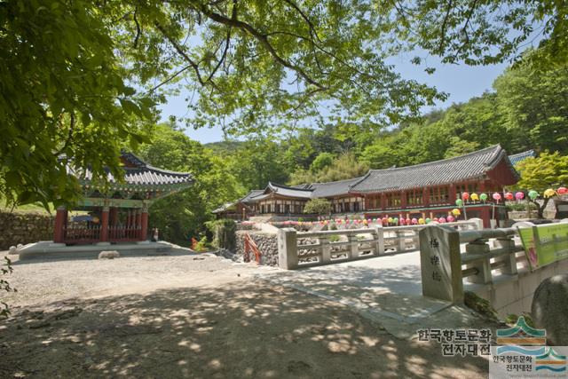청암사-극락교