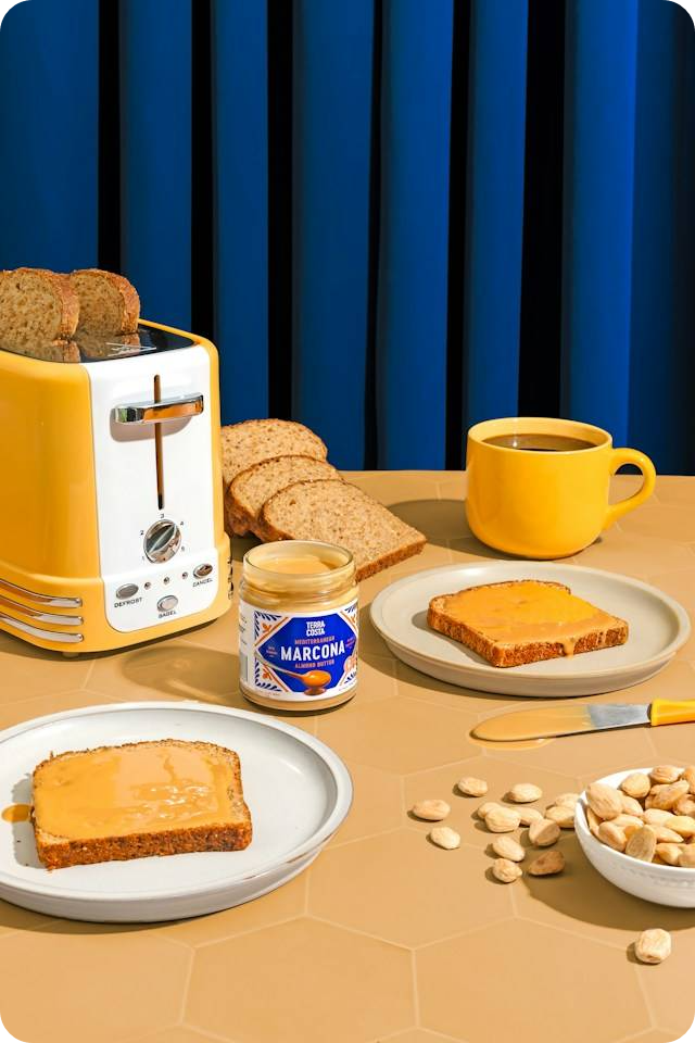 아몬드 버터 토스트