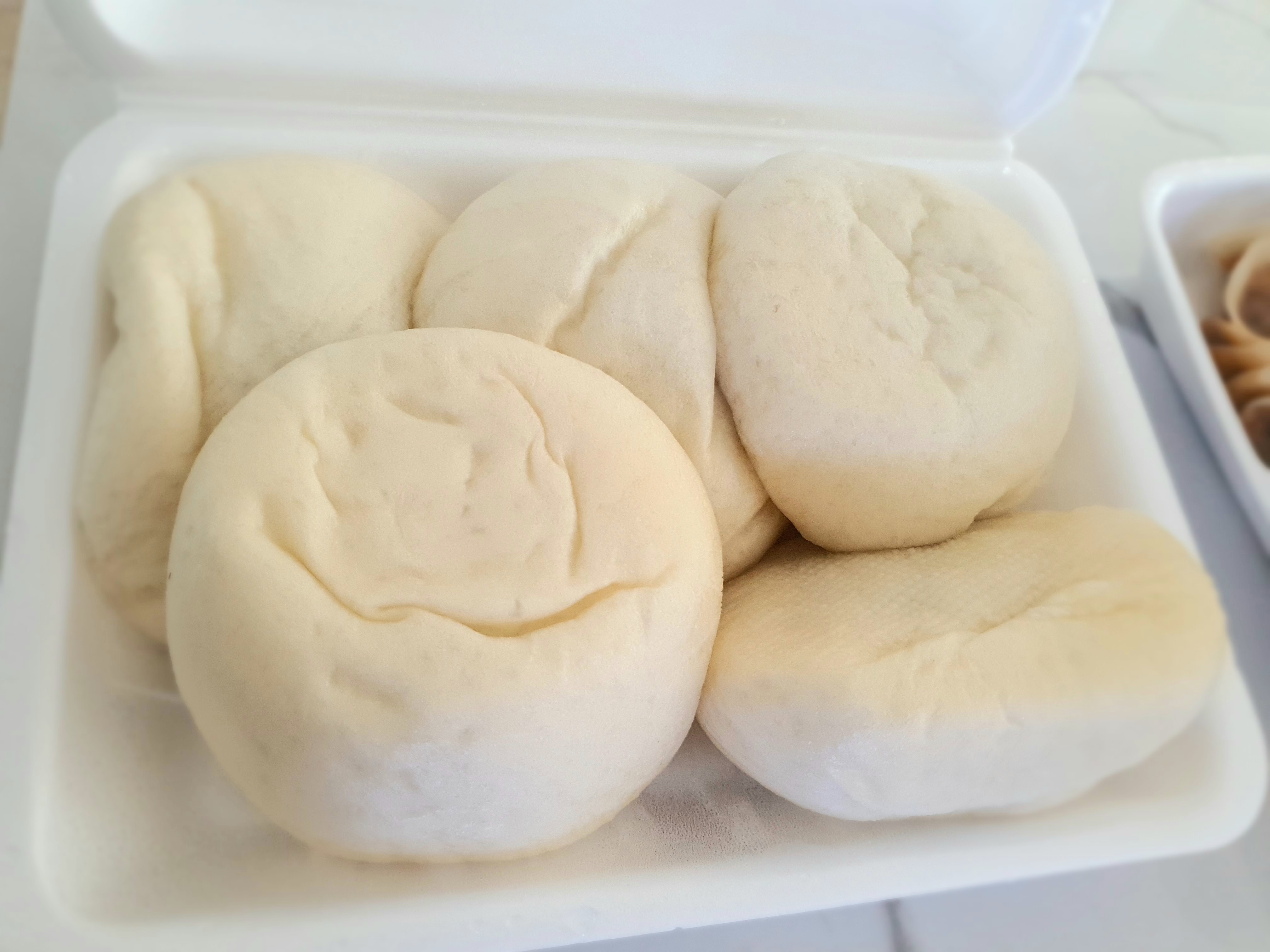 우유-찐빵이-따뜻했어요.