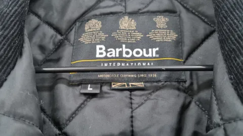 바버 인터내셔널 듀크 L 내부 탭