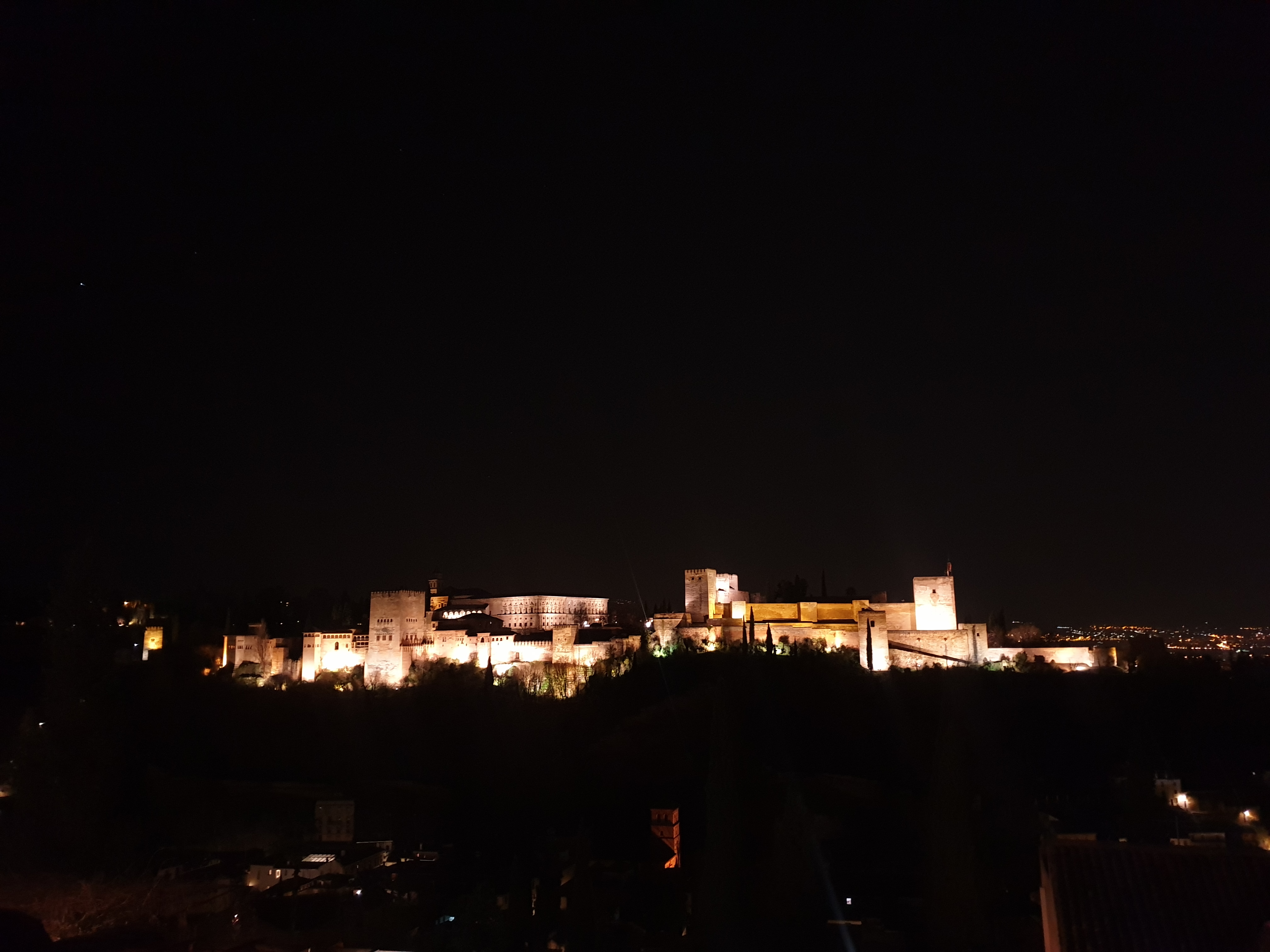 이미지-alt-태그-알함브라 궁전 야경