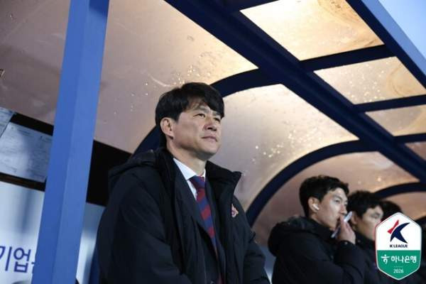 수원 더비 역전승: 2026 K리그2 결과 분석, 수원FC 3-1 수원 삼성 대역전승 배경과 하정우 멀티골 활약상
