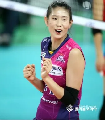 흥국생명 김수지 프로필 연봉 인스타 사진_5