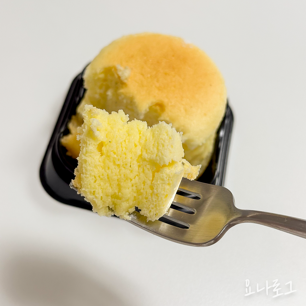 CHEFFLE 치플레 연남동 연남 연남치플레 판교치플레 판교디저트 판교카페 판교디저트추천 판교카페추천 판교현백 판교현대백화점 판교현대백화점디저트 판교현대백화점식품관 치즈케이크 치즈케이크추천 수플레 수플레케이크 수플레치즈케이크 디저트맛집 연남디저트 연남동카페 연남카페