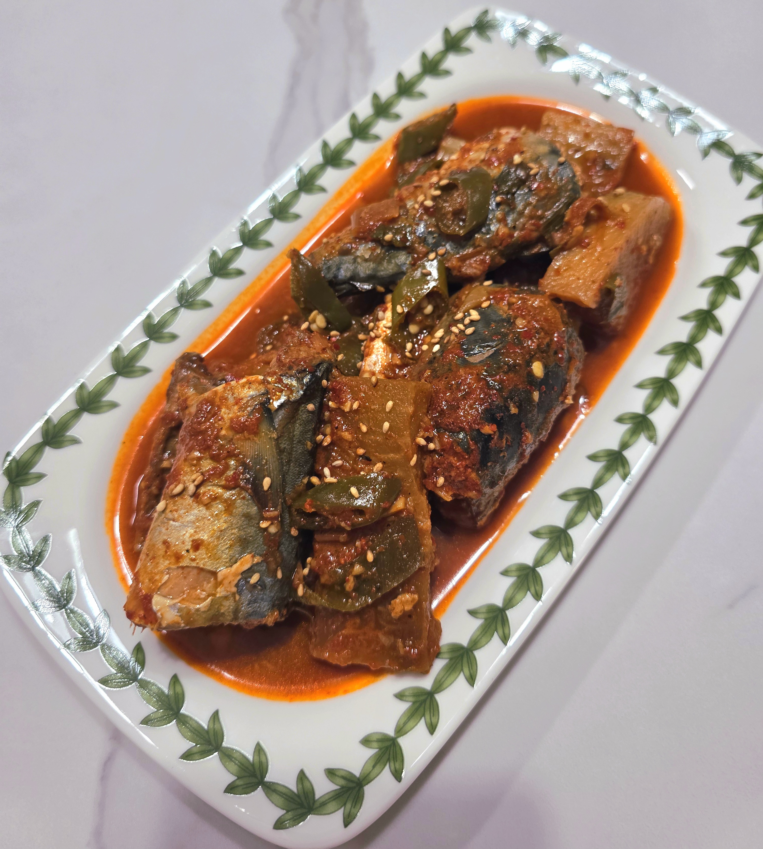 가시를-잘-발라서-먹어요.