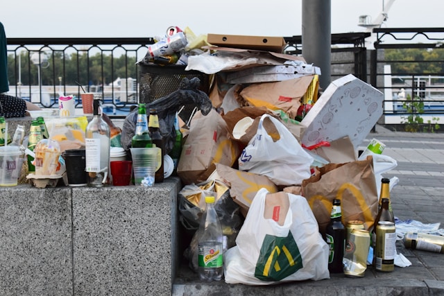 여행 중 쓰레기