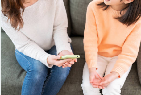 middle school smartphone