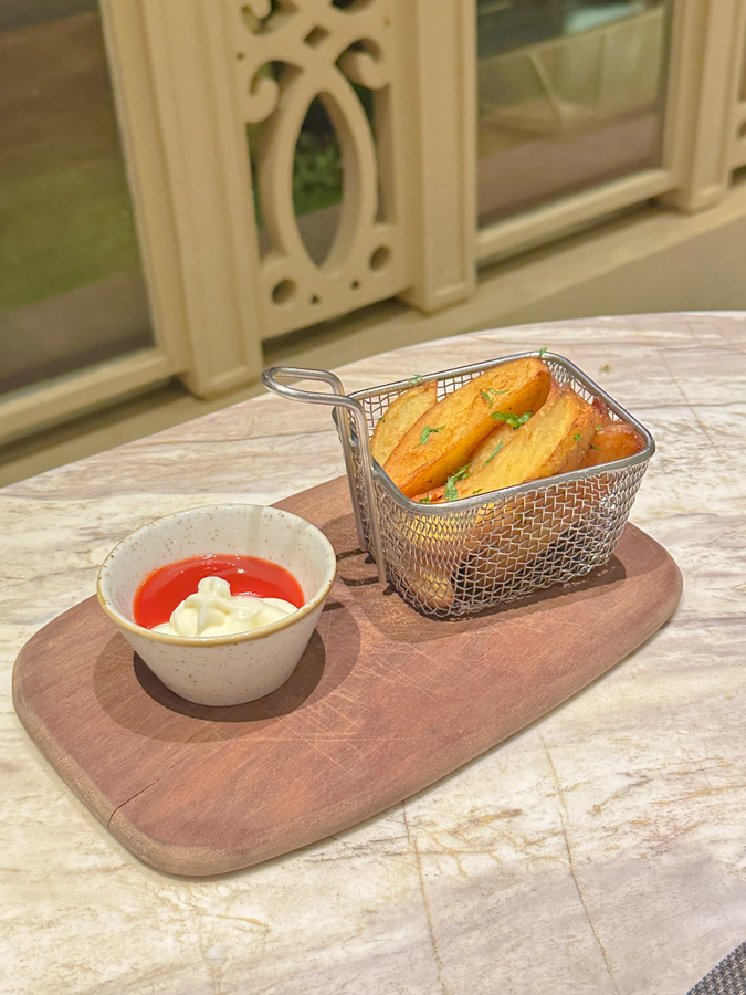 다낭 쉐라톤 그랜드 리조트 La Plage 웨지 감자