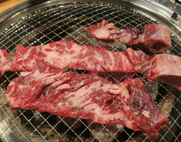 한우 소갈비가 맛있는 