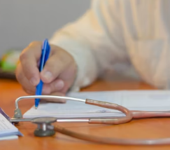 귀에서 삐소리가 나는 이유 이명 원인 대처법