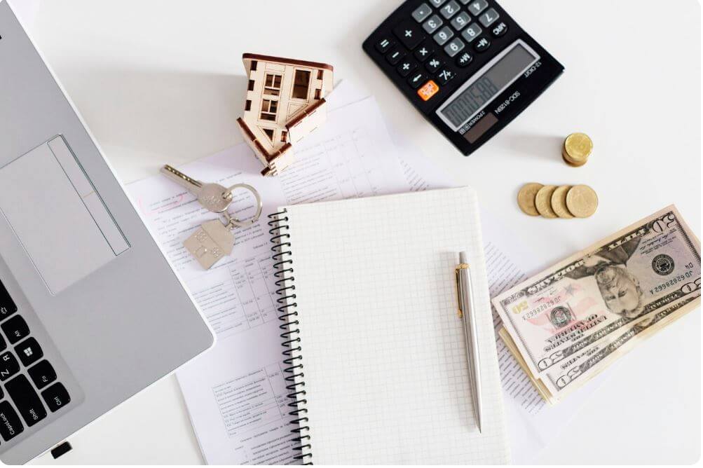 세금과 관련된 물건들