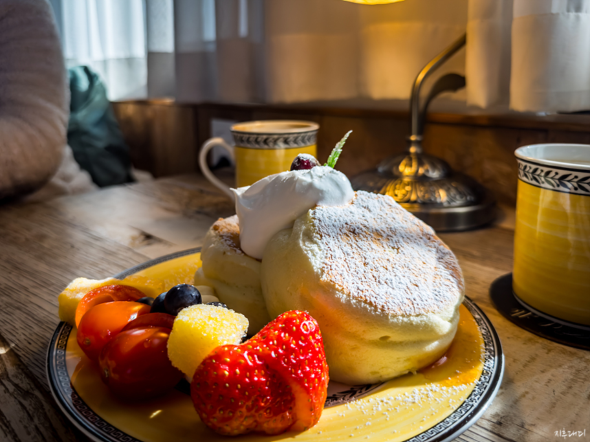 커피주택, 수원, 수플레팬케이크 전문점