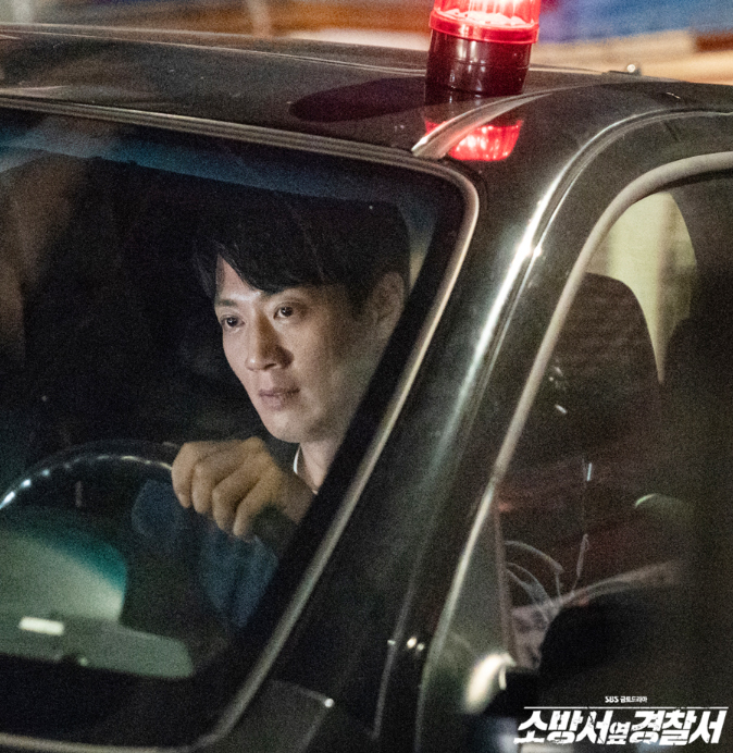 소방서 옆 경찰서