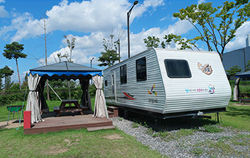 킨텍스 캠핑장 카라반