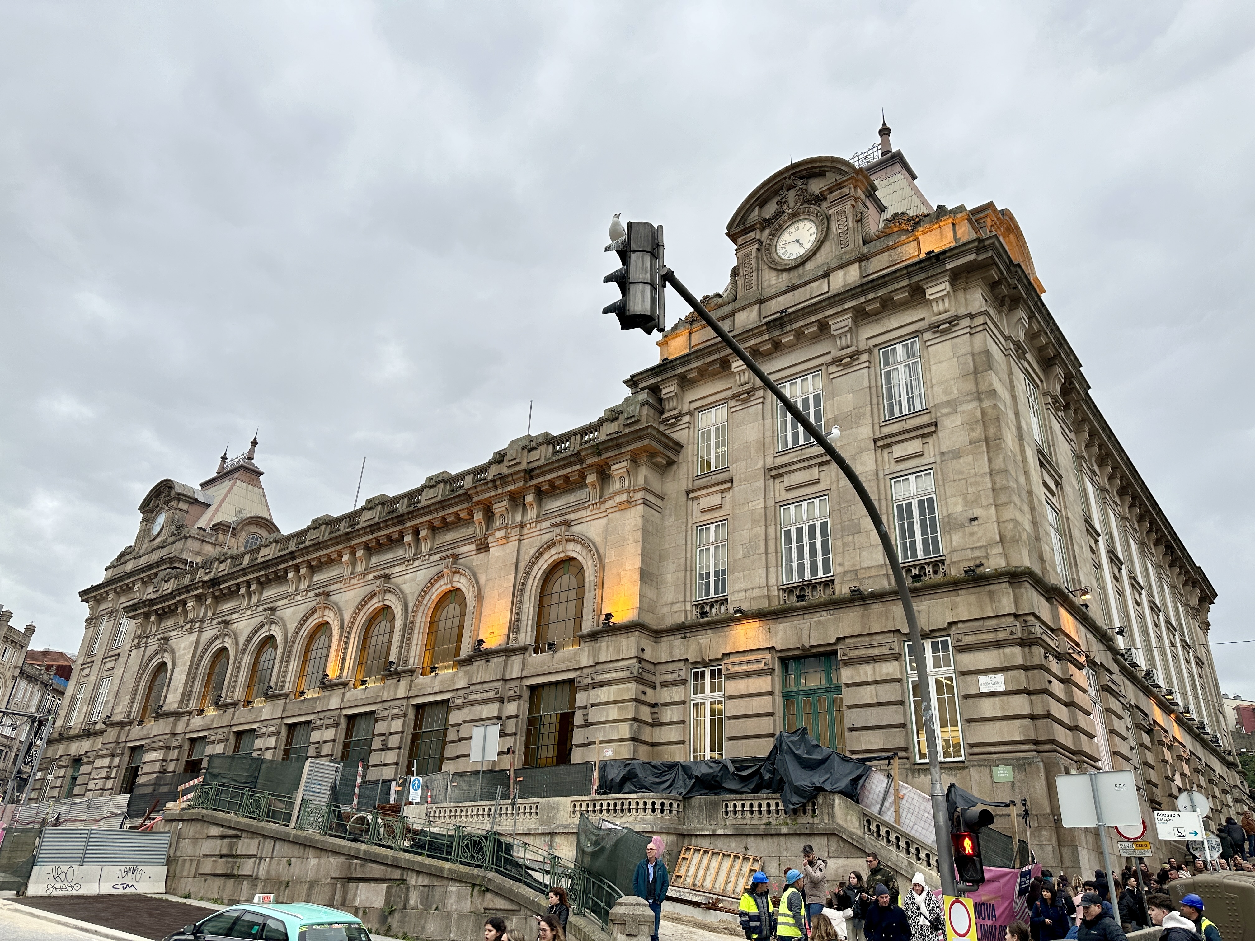 상 벤투 역 외관