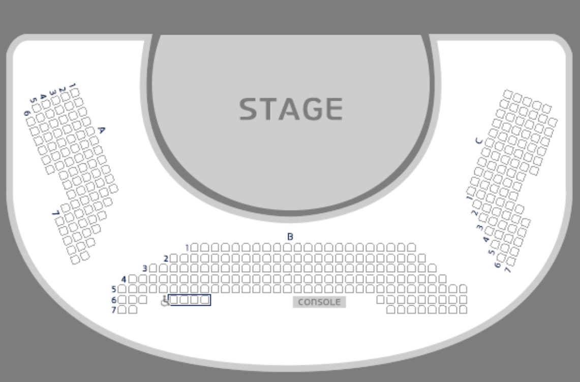 충무아트센터 중극장 좌석이 모두 매진된 모습