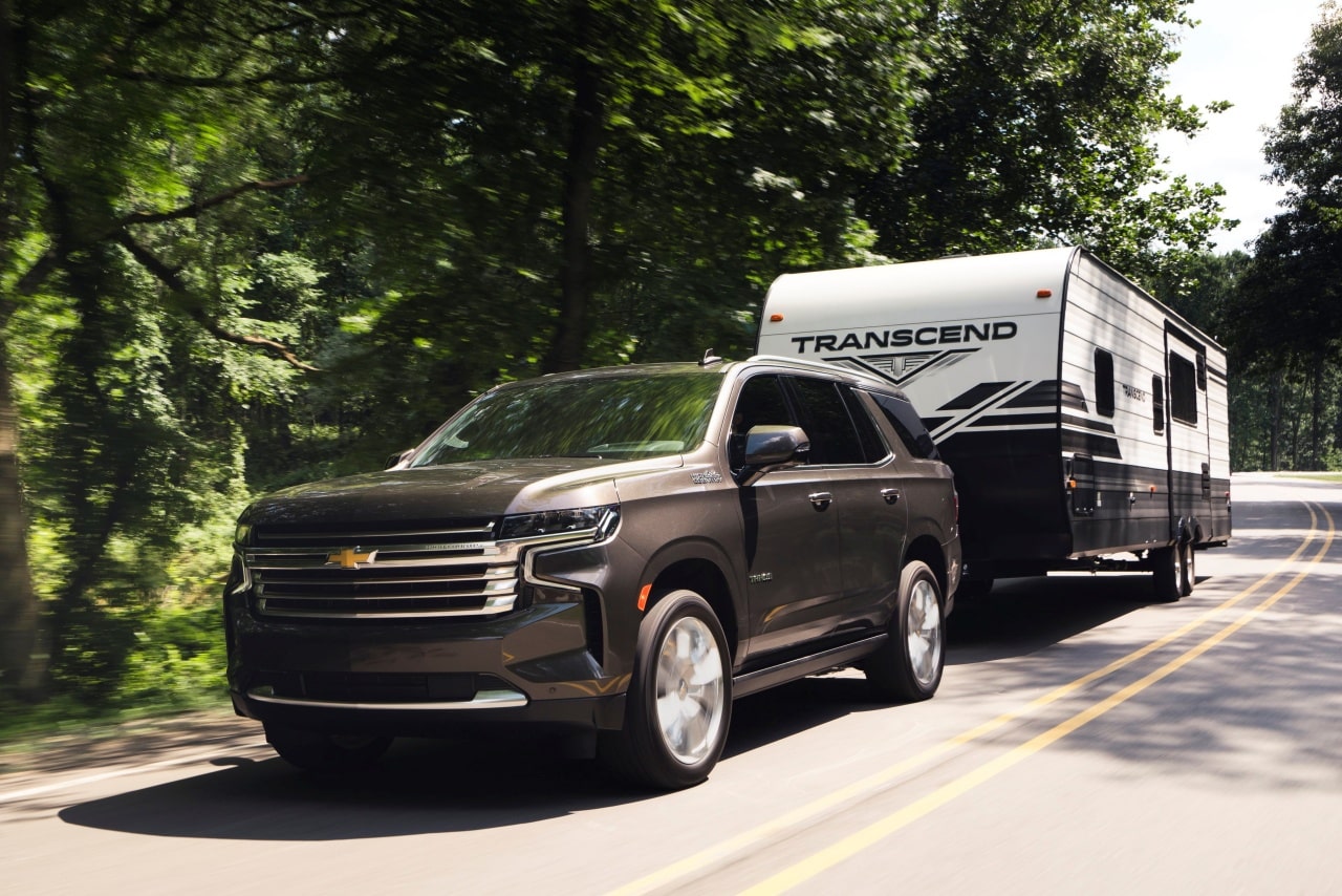 배기량이 여유로운 타호는 약 3.5톤 트레일러를 끌고 다닐만큼 좋기는 합니다.