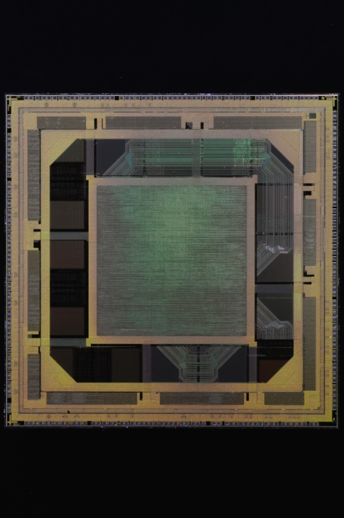 SK하이닉스의 메모리 공정, 중소 팹리스, 시스템 반도체