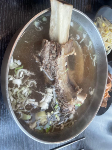 장사의 신 차돌박이육개장