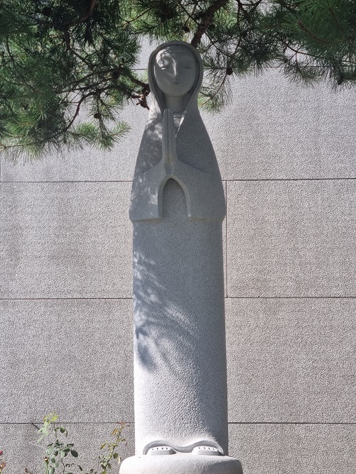 안양 중앙성당 성모상 (최종태 요셉 작가님 작품)