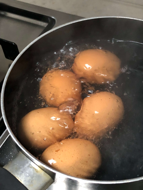 삶은 계란 껍질 잘벗기는법