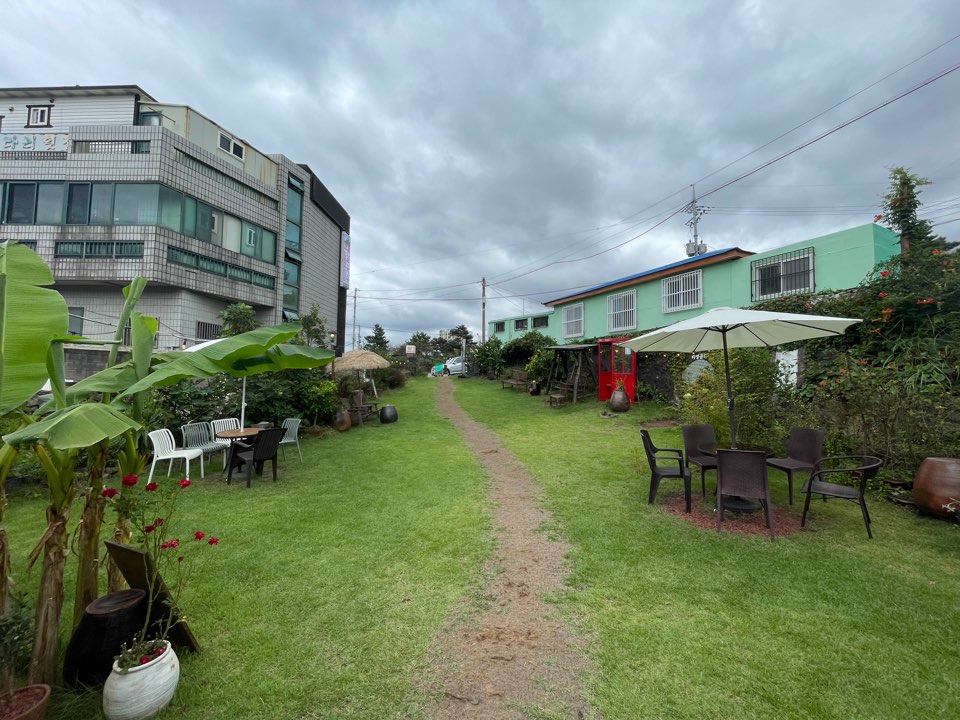 용소담-카페-입구-2