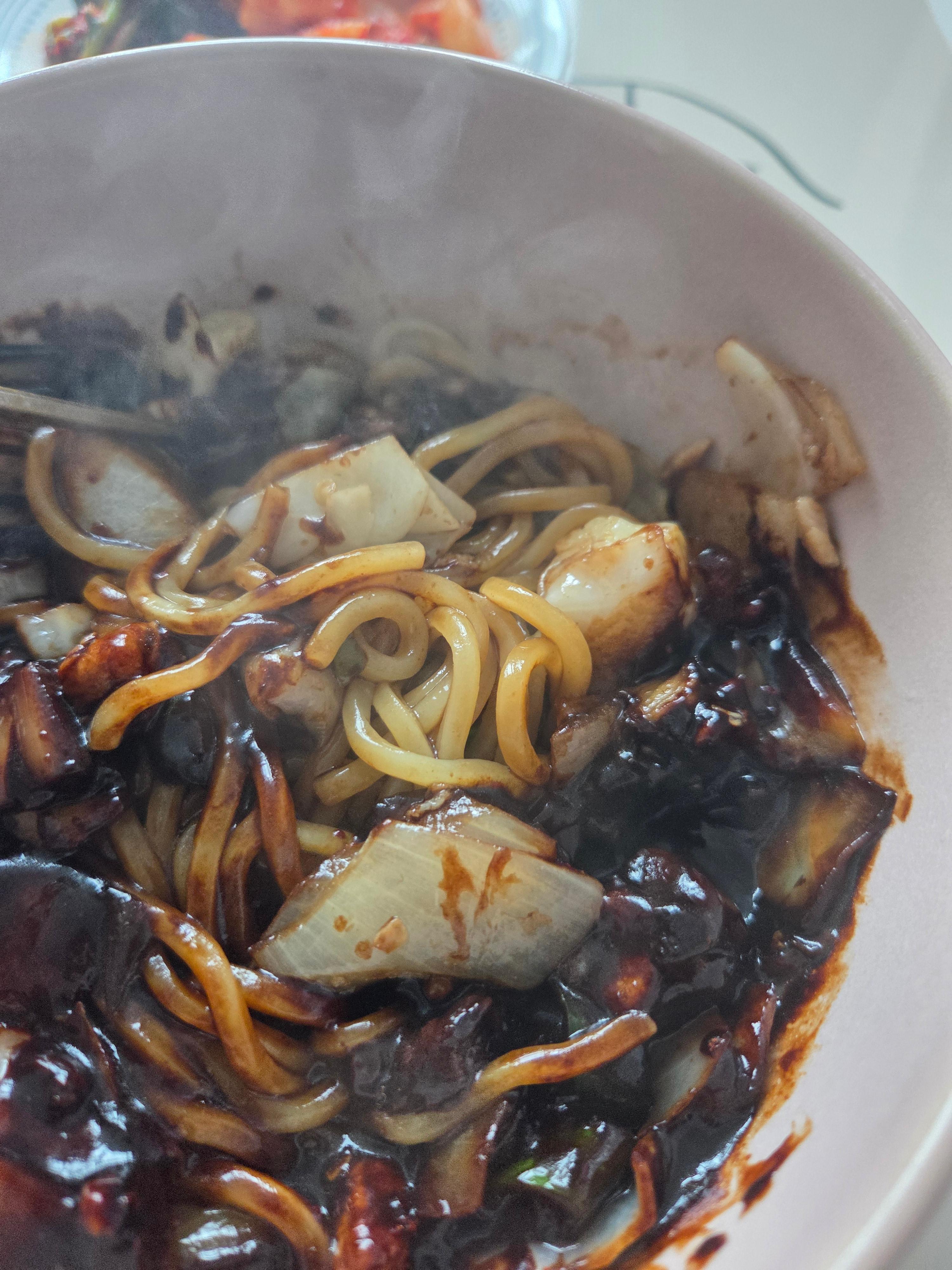 짜장면 완성