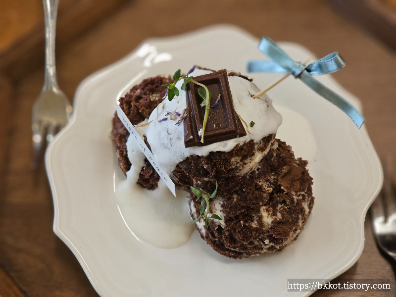 보정동카페거리 피스오브피스