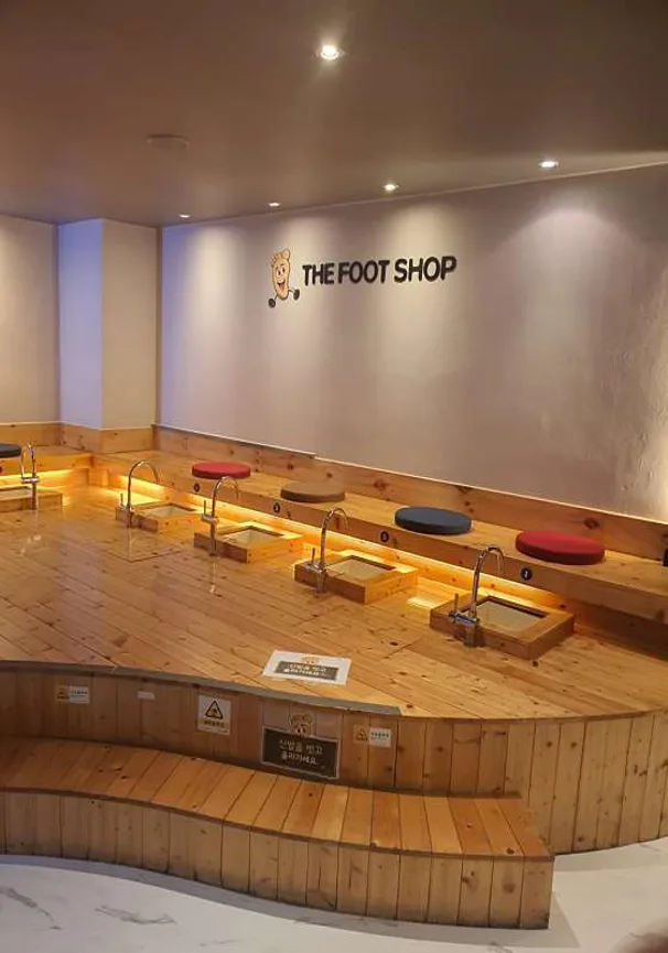 더풋샵 산본점