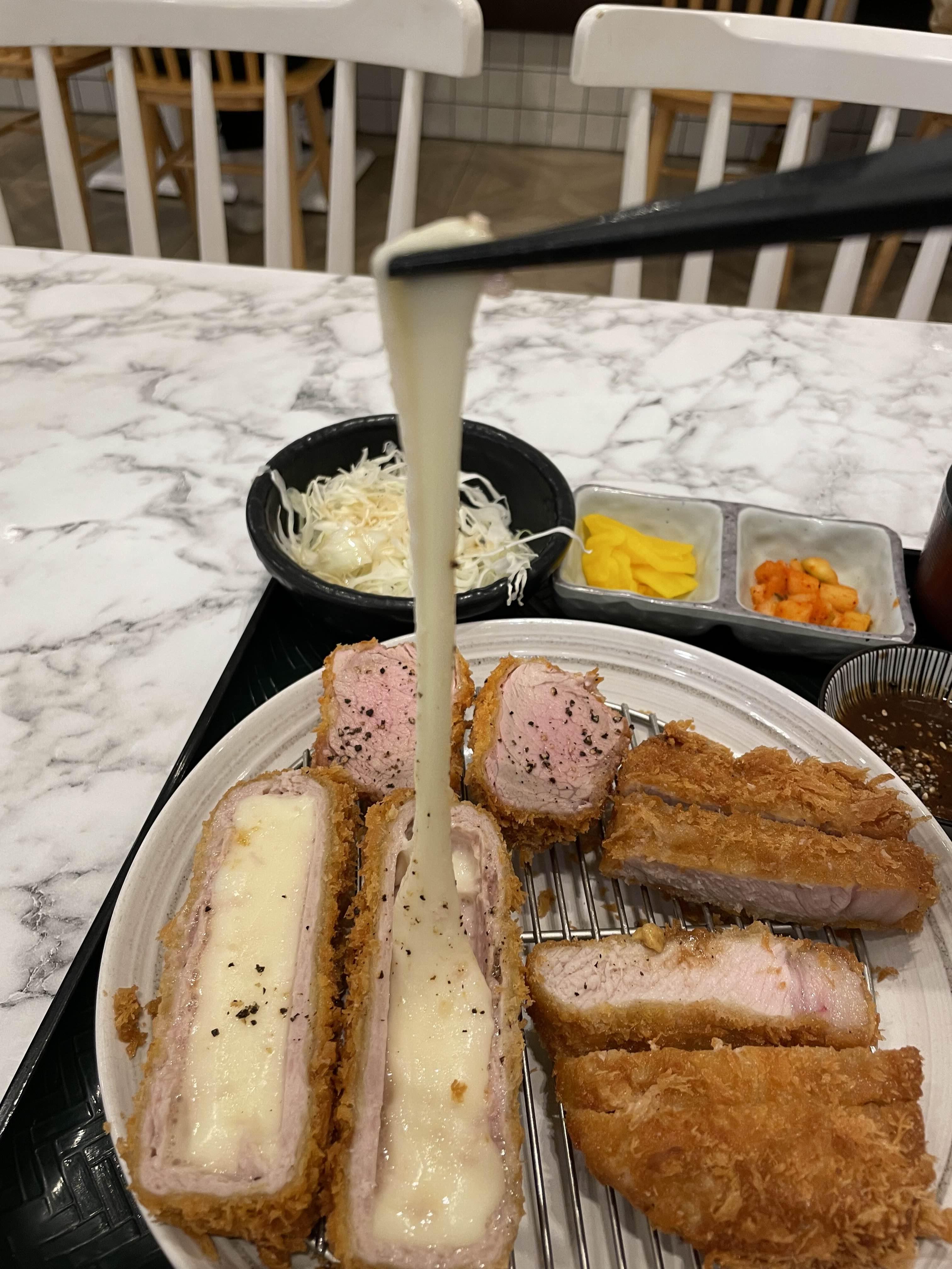 삼백돈 돈카츠 치즈카츠