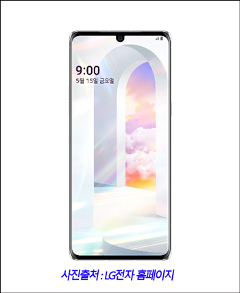 lg벨벳 포스터 이미지