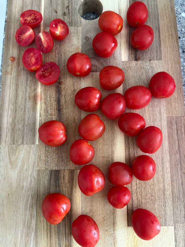 방울토마토 자르기 전 분량
