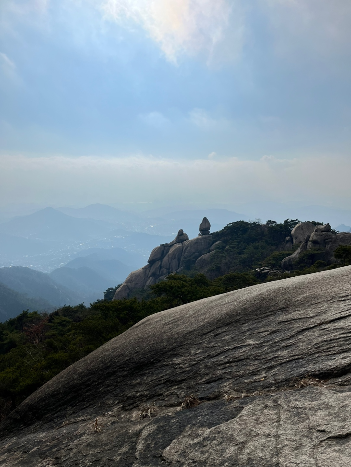 바위산. 촛불 바위
