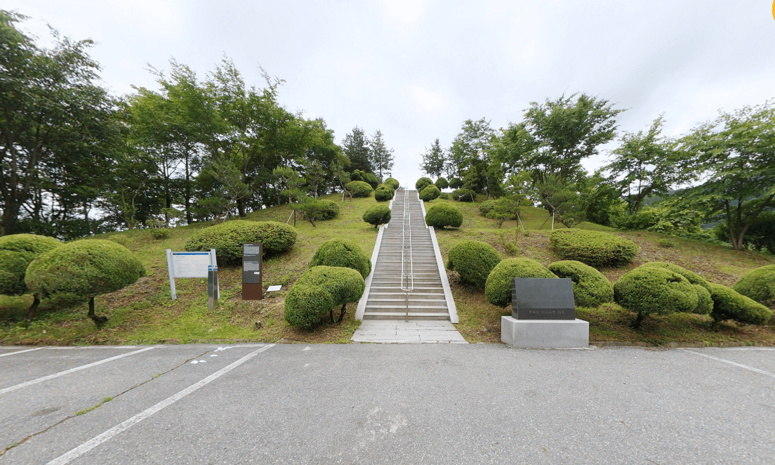 육백고지 전승기념탑 호국 정신을 기리는 장소