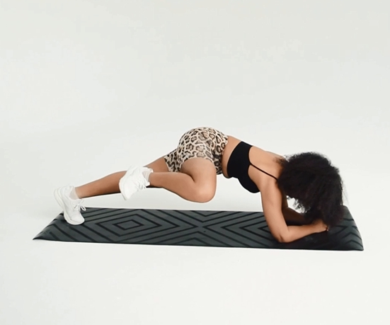 옆구리 살빼기 plank knee to elbow