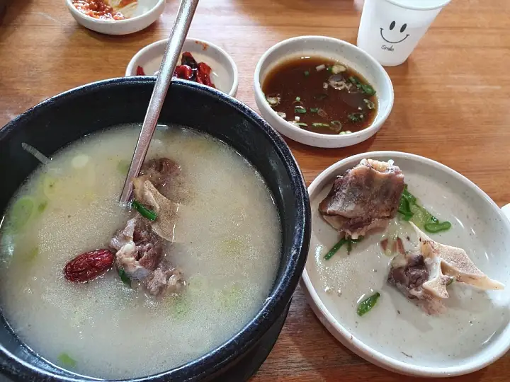 생생정보 모둠 수육 전골 설렁탕 20년 전통 맛집