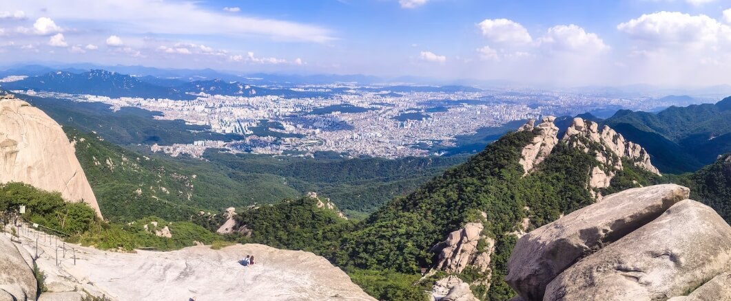 북한산에서 바라보는 풍경