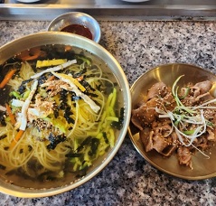 점심특선-우미관-경산