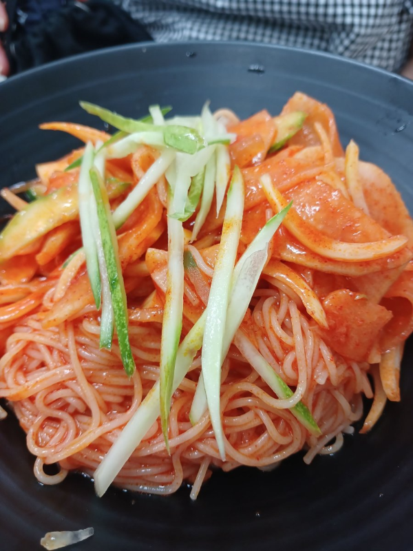 북촌손만두 비빔국시 비주얼