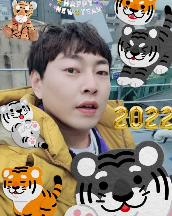점퍼를입은-남성의모습