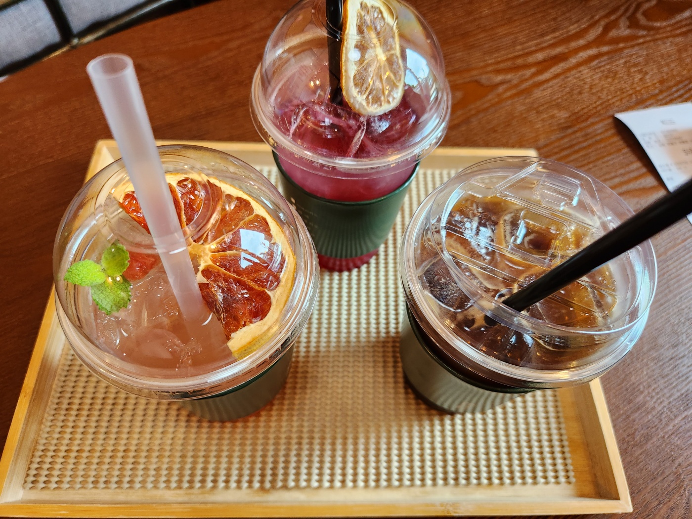 육지고도20