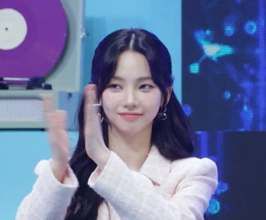KBS 싱크로유 카리나 소개