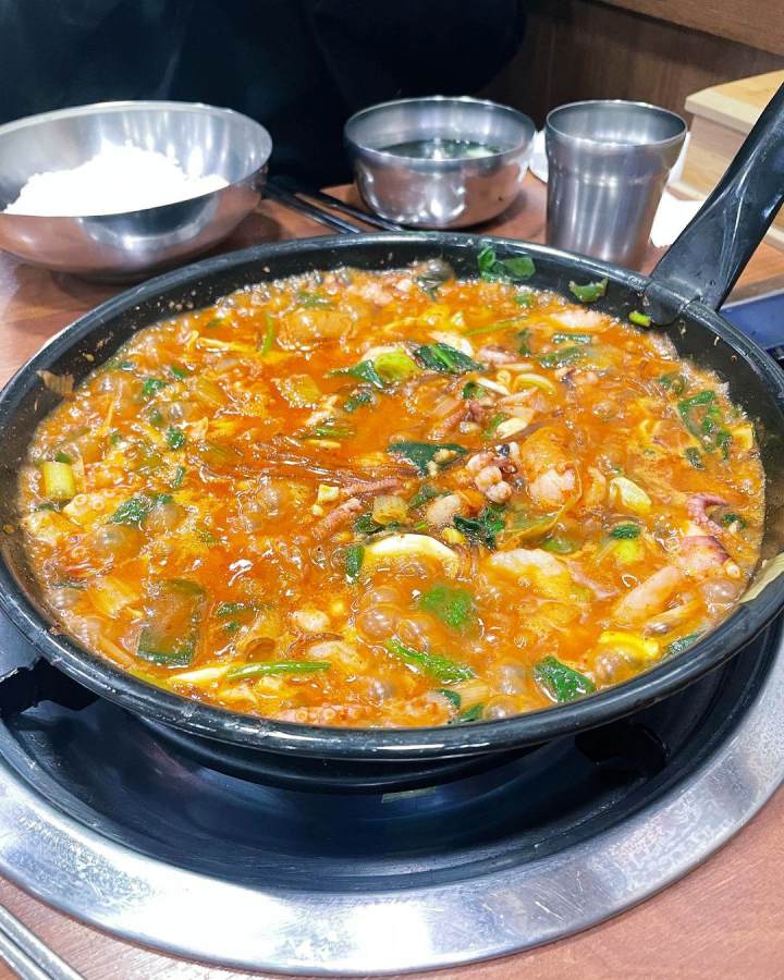 부산 맛집 추천 생방송투데이 월 매출 1억 5천 52년 전통 조방 낙지 낙곱새 오늘방송 소문의 맛집