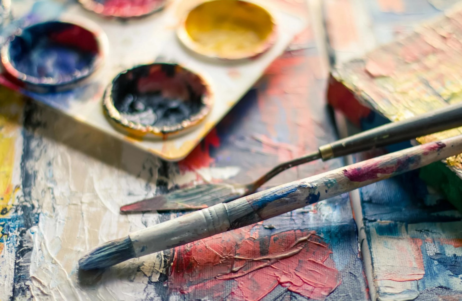 명상과 예술 창작의 연결고리-침묵 속에서 피어나는 상상력