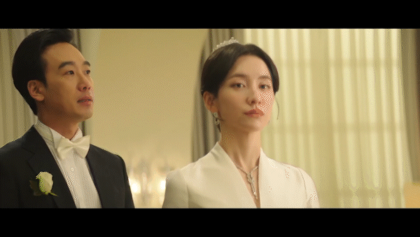 재벌집 막내아들 극중 김남희와 박지현 결혼식장면