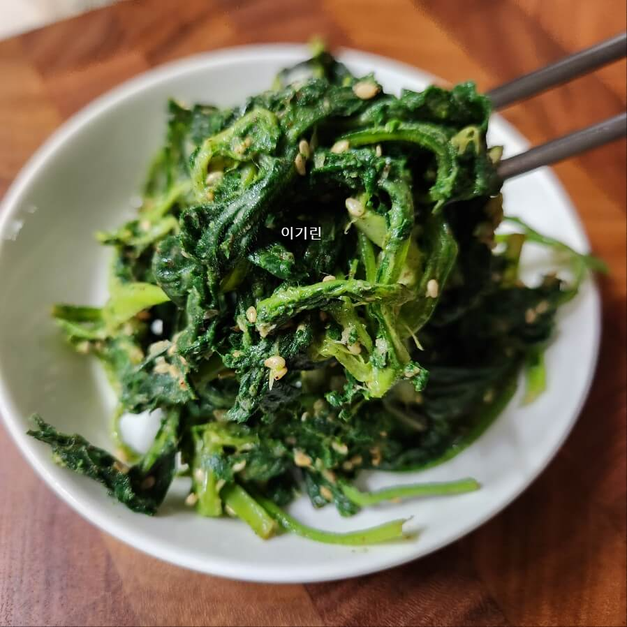 봄제철 취나물 손질 영양만점 취나물 무침 만드는 법 제철 나물