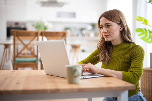 블로그 수익화에 성공한 전략적 블로거의 모습
