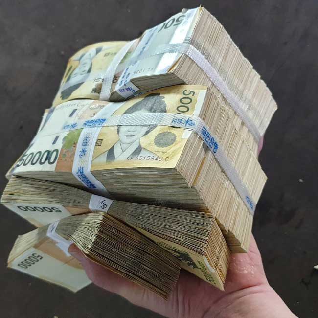 편재 성향의 돈다발