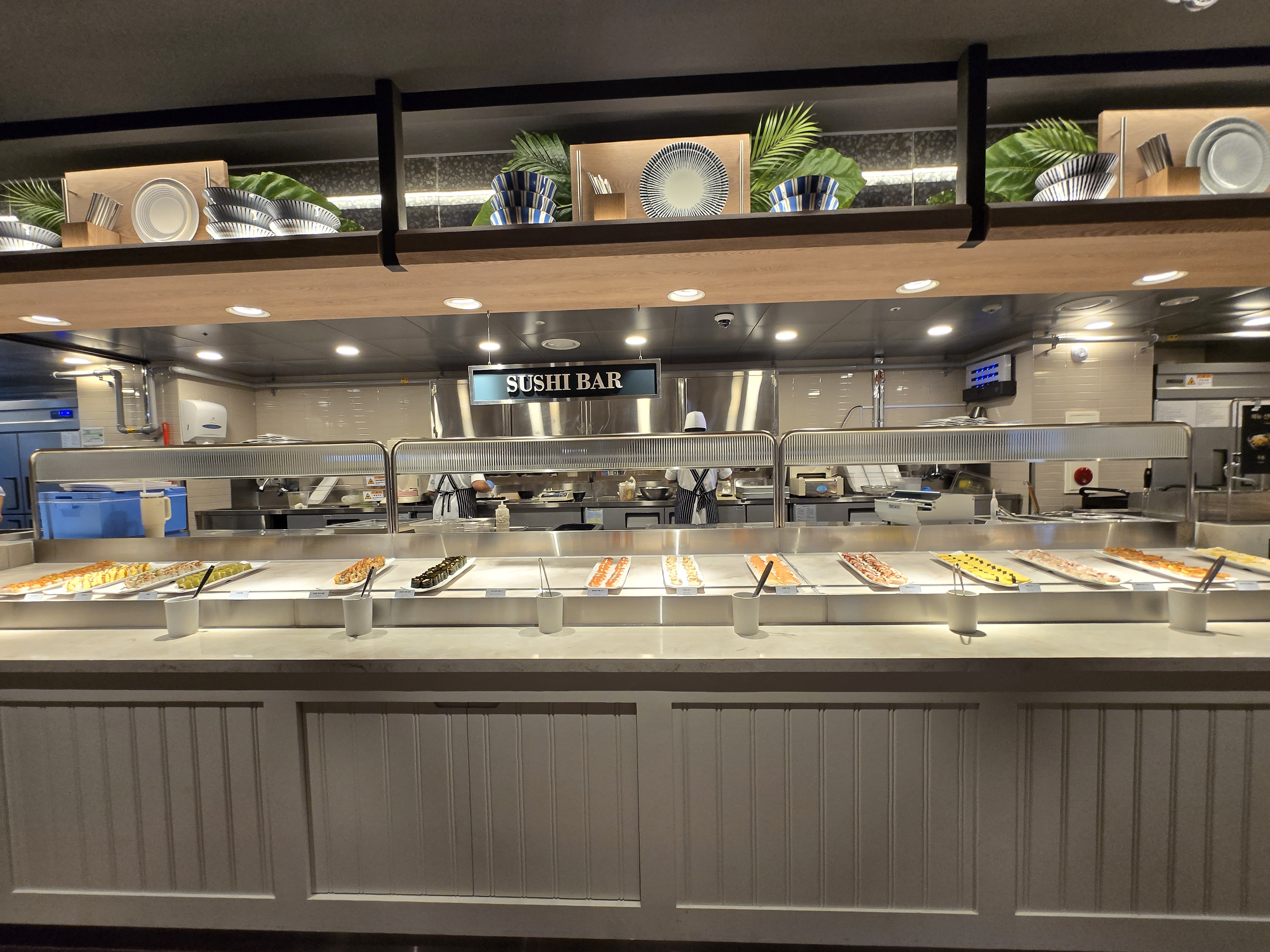 애슐리퀸즈 동아쇼핑 스시바